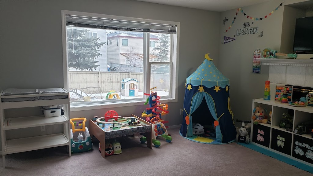 Rincon Magico Dayhome | 49 Country Hills Bay NW, Calgary, AB T3K 4Y6, Canada | Phone: (825) 449-7700