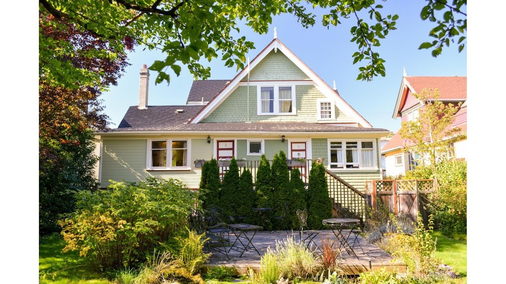 Ocean Island Suites | 143 Government St, Victoria, BC V8V 2K6, Canada | Phone: (250) 385-1785