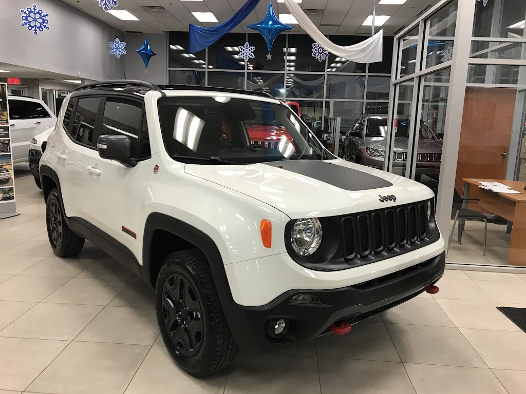 Garage Chrysler De St-Basile Inc. - Chrysler | 225 Blvd. Sir-Wilfrid-Laurier, Saint-Basile-le-Grand, QC J3N 1M2, Canada | Phone: (579) 809-0920
