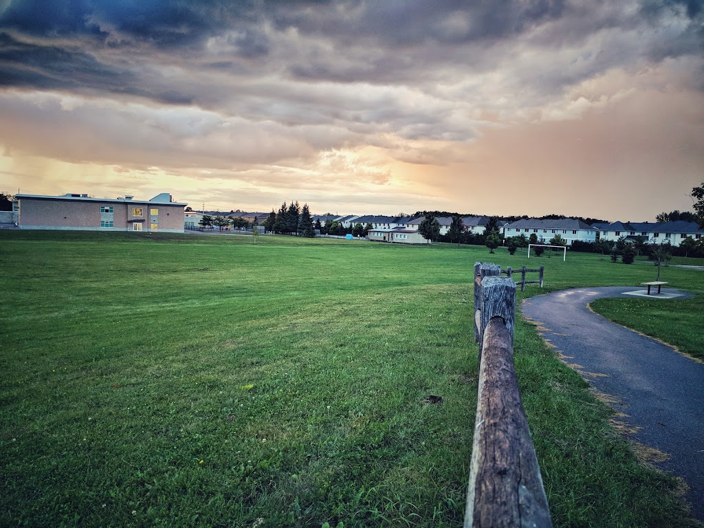 Juanita Snelgrove Park | 356 Kinghorn Crescent, Kanata, ON K2K 0C6, Canada