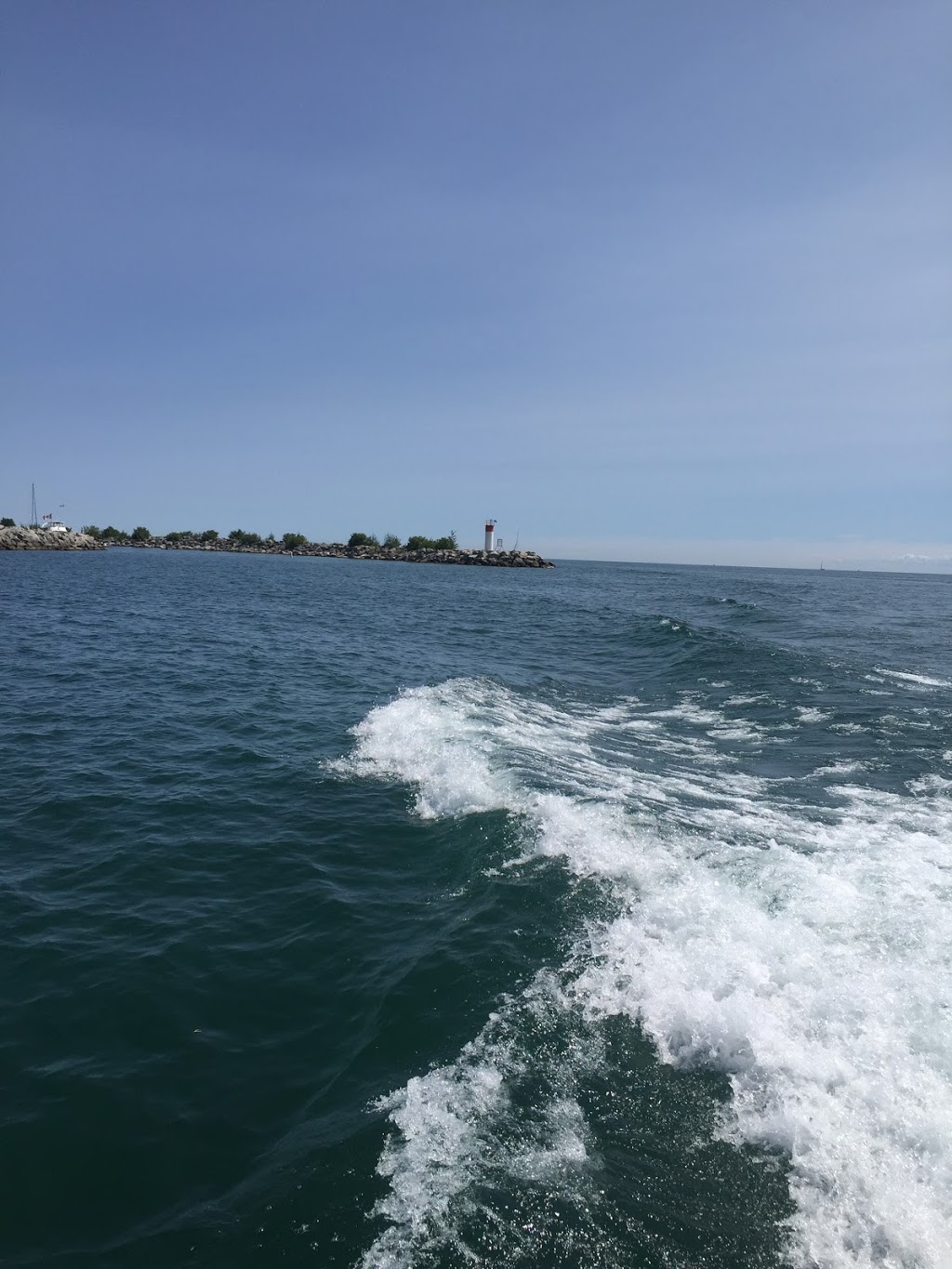 Bronte Harbour Yacht Club | 2514 Lakeshore Rd W, Oakville, ON L6L 1H8, Canada | Phone: (905) 827-6437