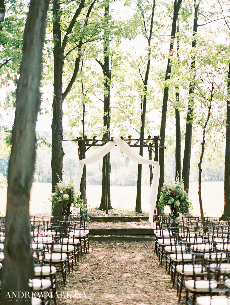 Woodland Weddings | 1821 Effingham St, Ridgeville, ON L0S 1M0, Canada | Phone: (289) 669-0211