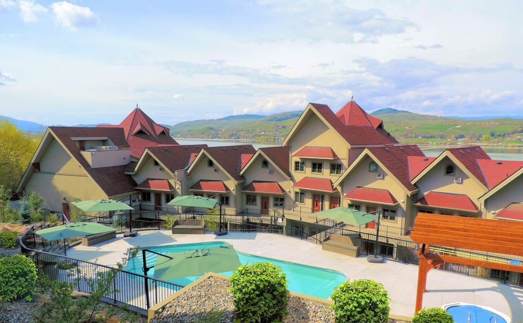 The Castle at Swan Lake Hotel | 7905 Greenhow Rd, Vernon, BC V1B 3S2, Canada | Phone: (778) 475-4232
