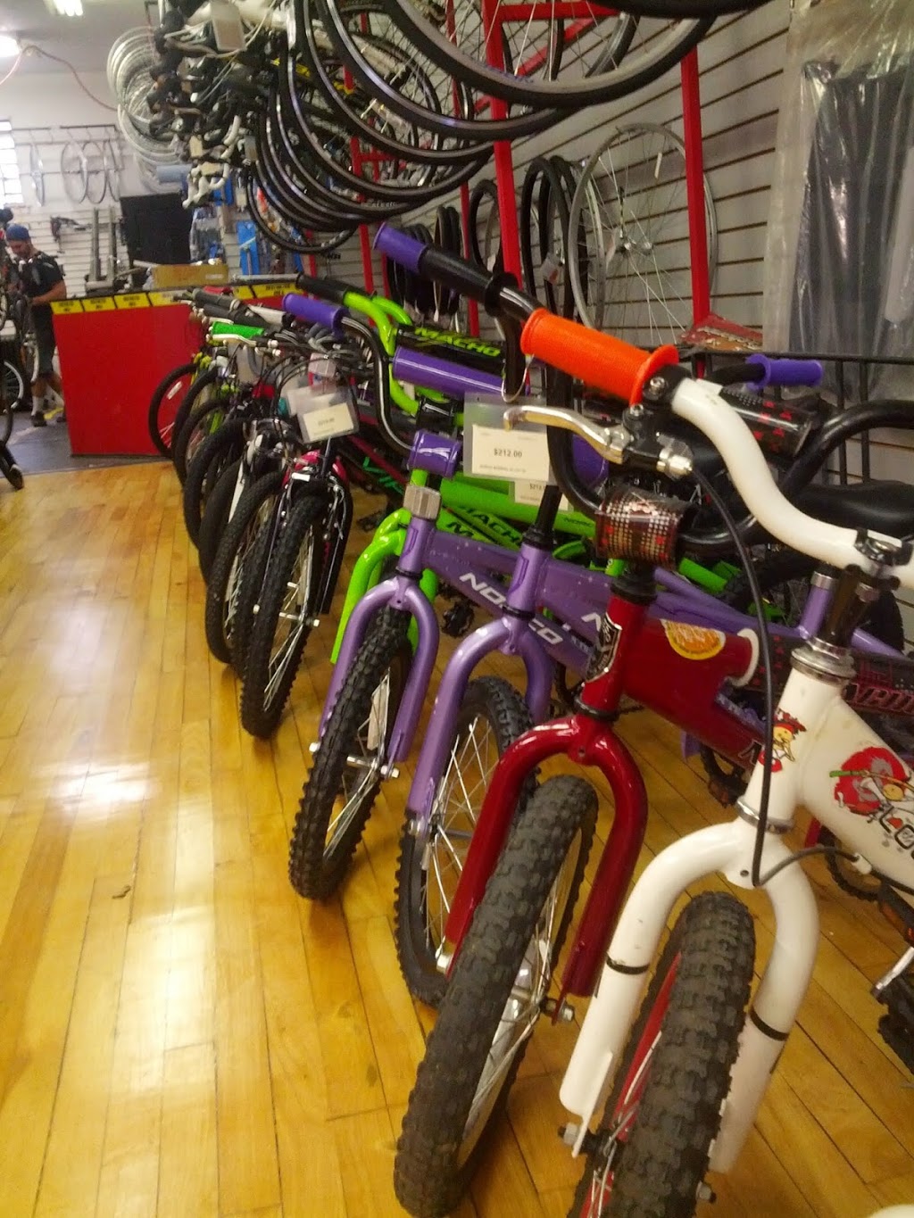 Cyclepath Norco | 2106 Yonge St, Toronto, ON M4S 2A5, Canada | Phone: (416) 485-2453