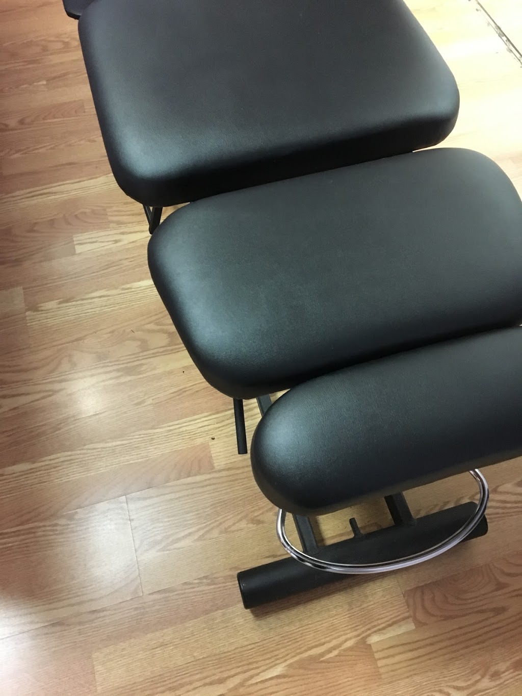 Noras Upholstery | 138 Yorkland St, Richmond Hill, ON L4S 1J1, Canada | Phone: (647) 981-2622