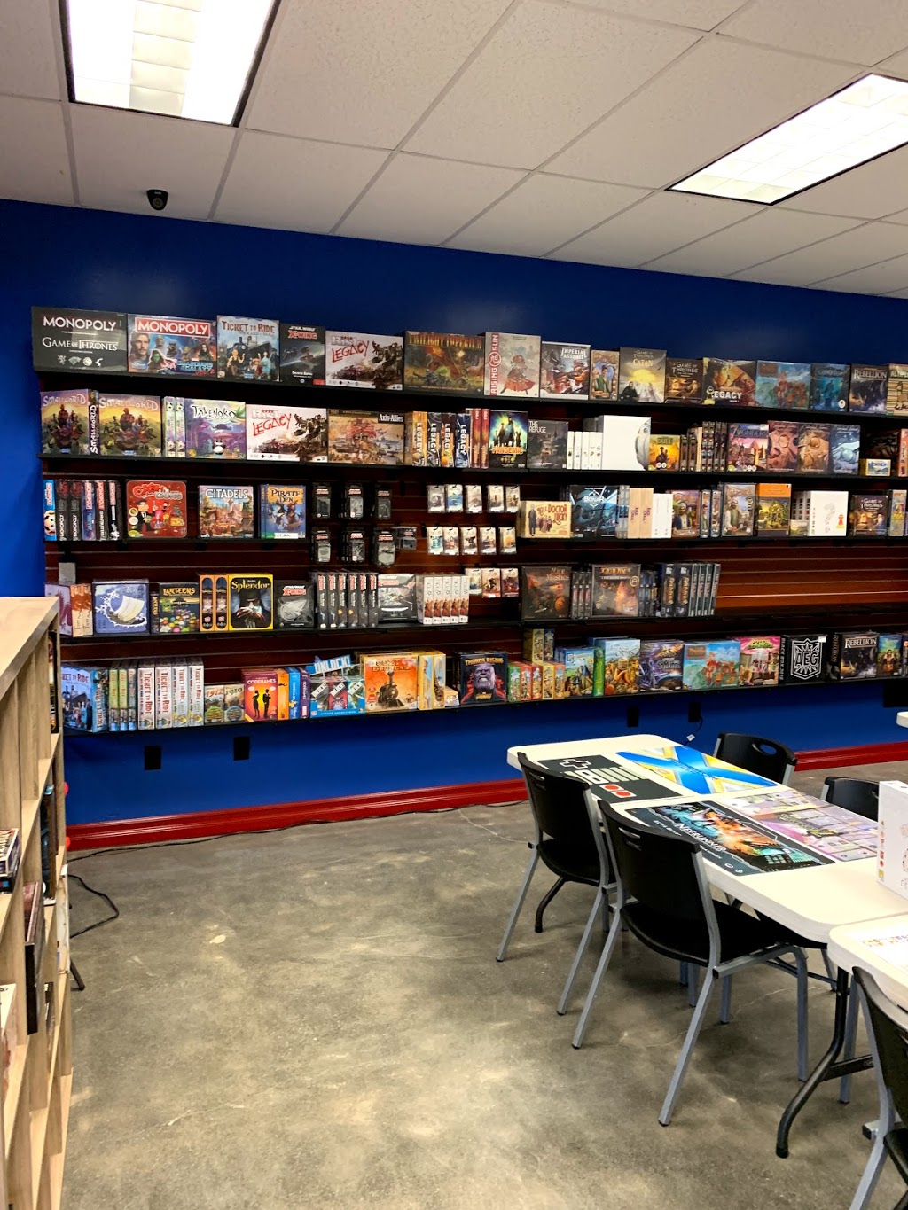 Meeple Manor | store | 105 3rd St, Lynden, WA 98264, USA | 3603933919 OR +1 360-393-3919
