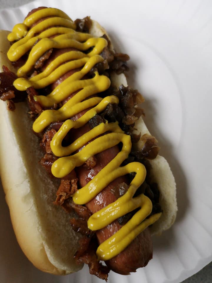 The Hut Dog | 1771 King Street in the parking lot of, Windsor Motors, Windsor, NS B0N 2T0, Canada | Phone: (902) 798-3429