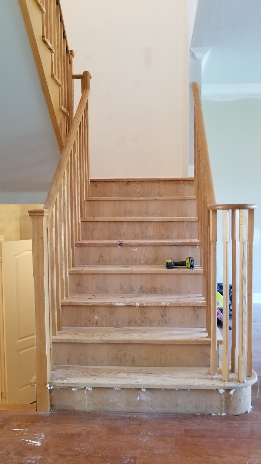 LINE INTERIOR INC. | 48 Truchard Ave, Markham, ON L6C 0N2, Canada | Phone: (416) 553-5442