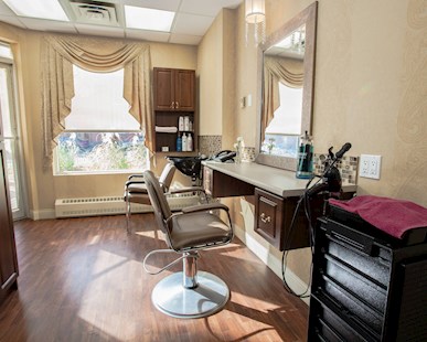 The Edinburgh | 10 Vaughan St, Ottawa, ON K1M 2H6, Canada | Phone: (613) 747-2233