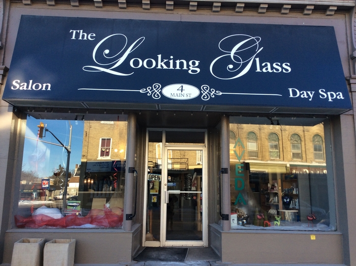 The Looking Glass | 4 Main St N, Seaforth, ON N0K 1W0, Canada | Phone: (519) 527-1783
