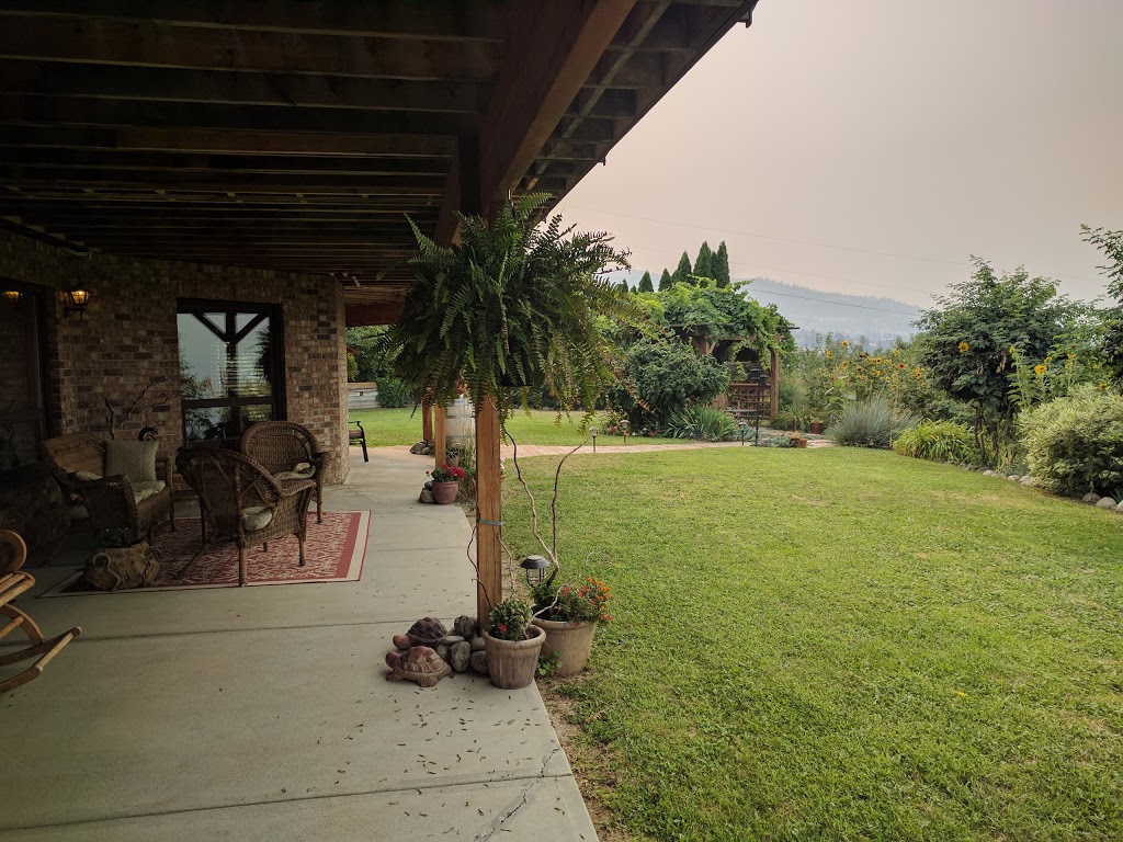 Sutherland Blueberry Bed and | 4645 N Naramata Rd, Naramata, BC V0H 1N0, Canada | Phone: (250) 496-5767