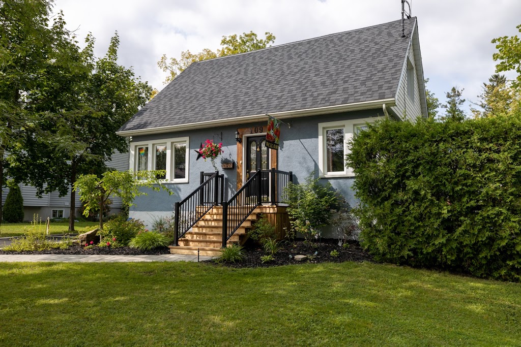 Daniel Arsenault &. Mathieu Arsenault Real Estate Brokers | 263-C Boul. Saint-Jean, Pointe-Claire, QC H9R 3J1, Canada | Phone: (514) 823-2272