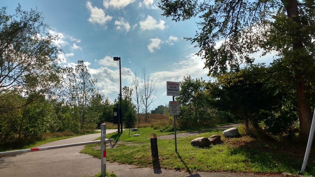 Springbank Meadows Park | 2210 Springbank Rd, Mississauga, ON L5H 3N5, Canada