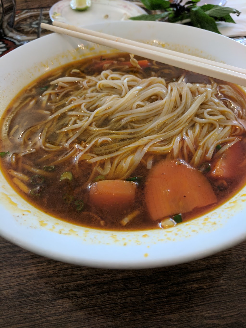 Pho Kinh Do Vietnamese Thai | 650 Woodlawn Rd W, Guelph, ON N1K 1B8, Canada | Phone: (519) 780-1144