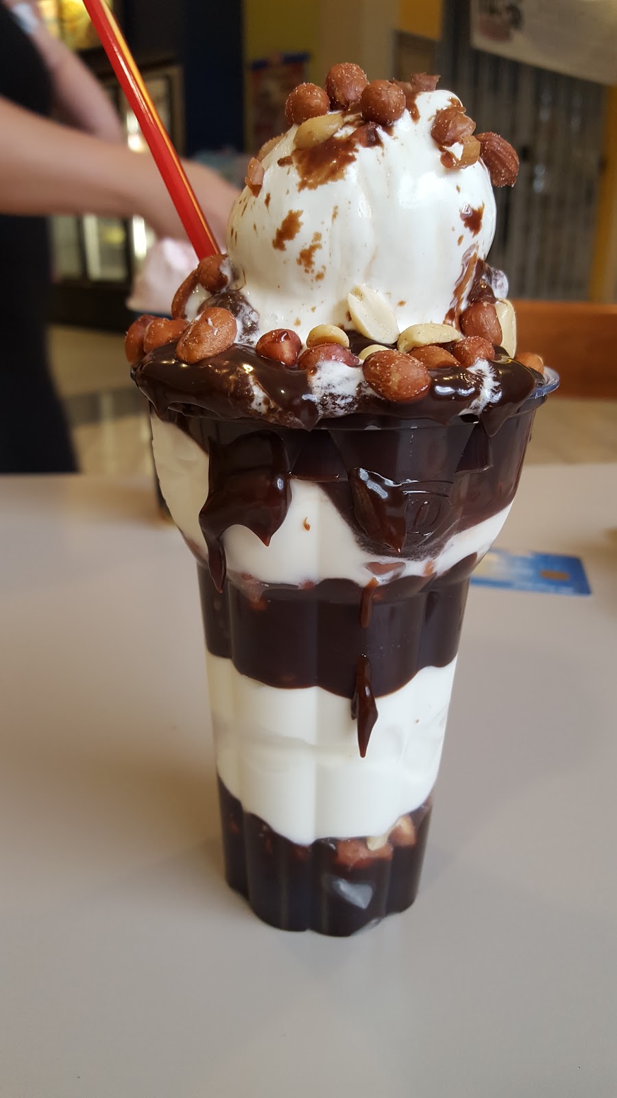 Dairy Queen (Treat) | store | BAYFIELD MALL, 320 Bayfield St #115, Barrie, ON L4M 3C1, Canada | 7057373949 OR +1 705-737-3949
