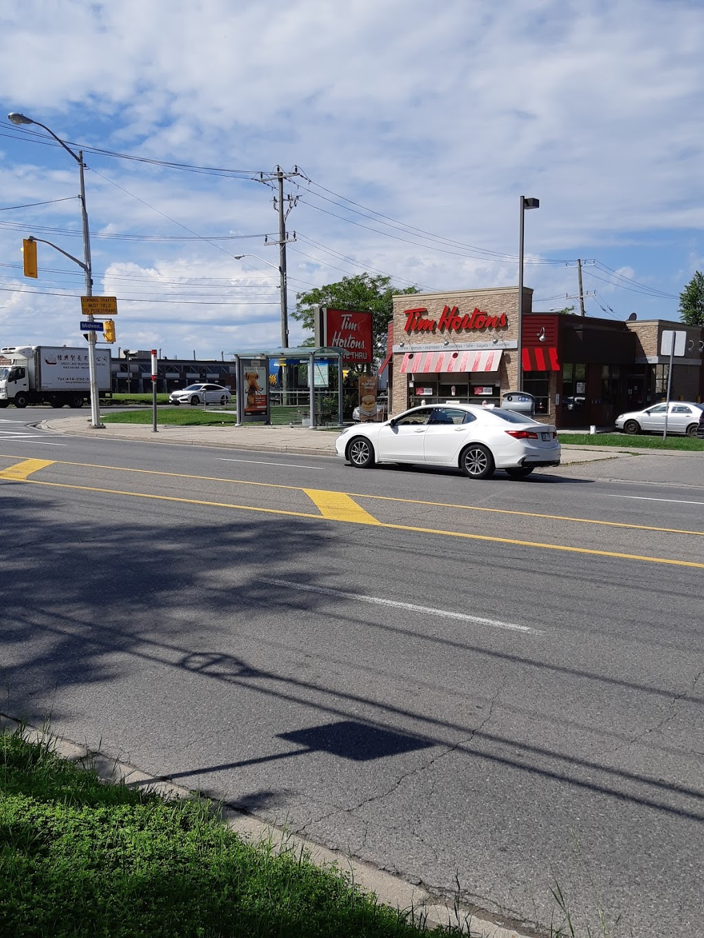 Tim Hortons | 1900 Midland Ave, Scarborough, ON M1P 3E2, Canada | Phone: (416) 752-5111