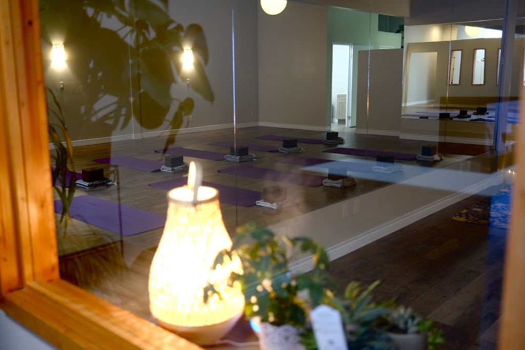 Inner Yoga Studio | 1325 Markham Rd Unit 11, Winnipeg, MB R3T 4J6, Canada | Phone: (204) 417-9642