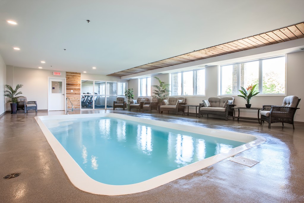 Le Renaissance Thetford Mines | 101 Rue Monfette E, Thetford Mines, QC G6G 1N9, Canada | Phone: (418) 335-3999