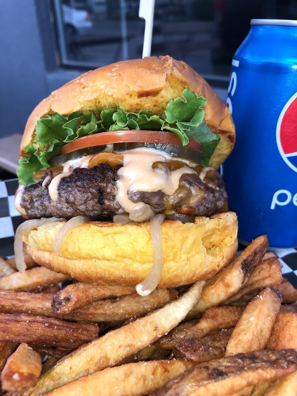 Top Gun Burger | 16 Jutland Rd, Etobicoke, ON M8Z 2G9, Canada | Phone: (416) 251-2777