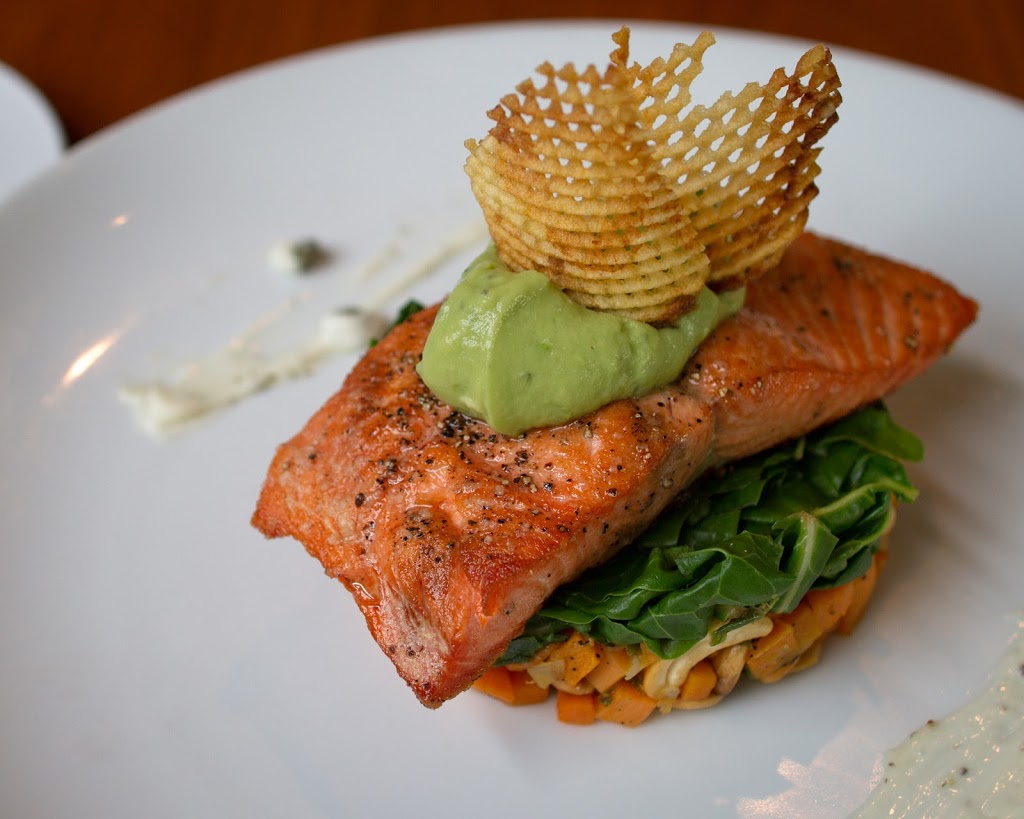 Shaughnessy Restaurant | 5251 Oak St, Vancouver, BC V6M 4H1, Canada | Phone: (604) 261-0011