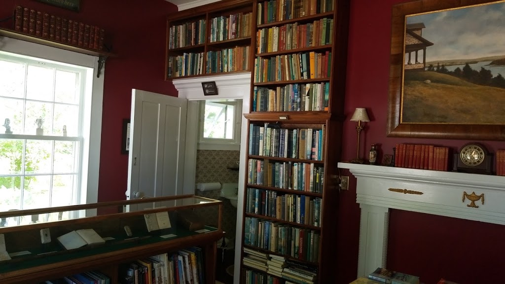 Zoé Vallé Memorial Library | 63 Regent St, Chester, NS B0J 1J0, Canada | Phone: (902) 273-2526