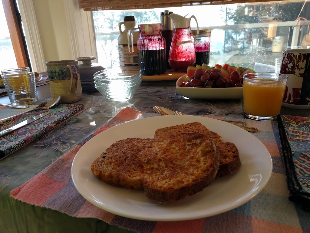 fiddicks farm b&b | Nanaimo A, BC V9X 1P7, Canada | Phone: (250) 722-2507