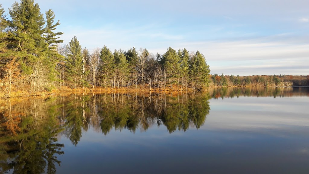 Elbow Lake Environmental Education Centre | 1500 Hewlett-Packard Ln, Perth Road, ON K0H 2L0, Canada | Phone: (613) 353-7968