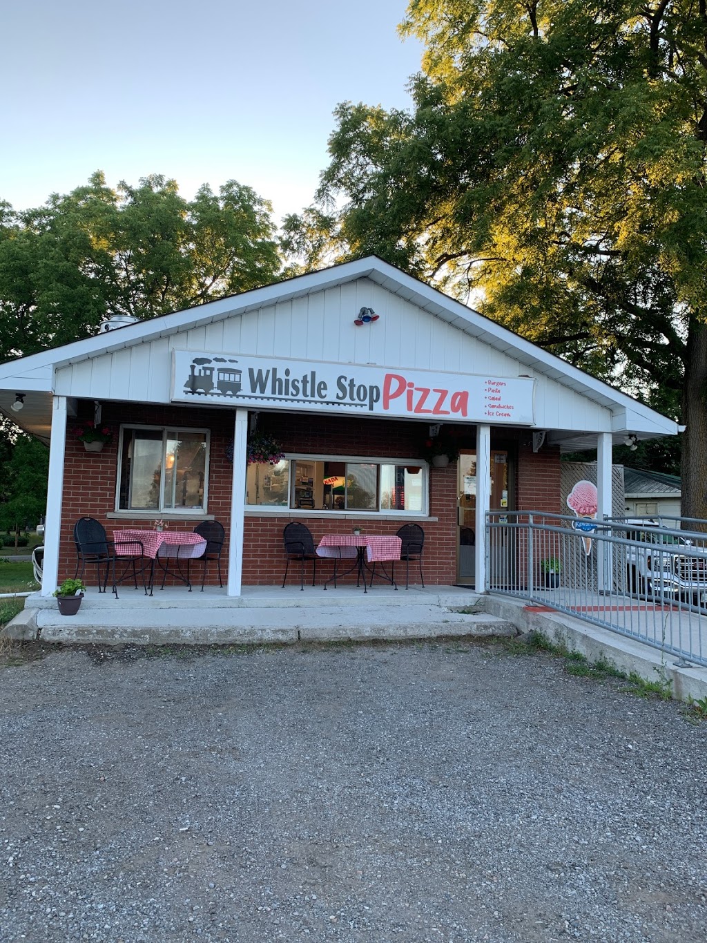 WHISTLE STOP PIZZA | 9550 Baldwin St N, Ashburn, ON L0B 1A0, Canada | Phone: (905) 655-5655
