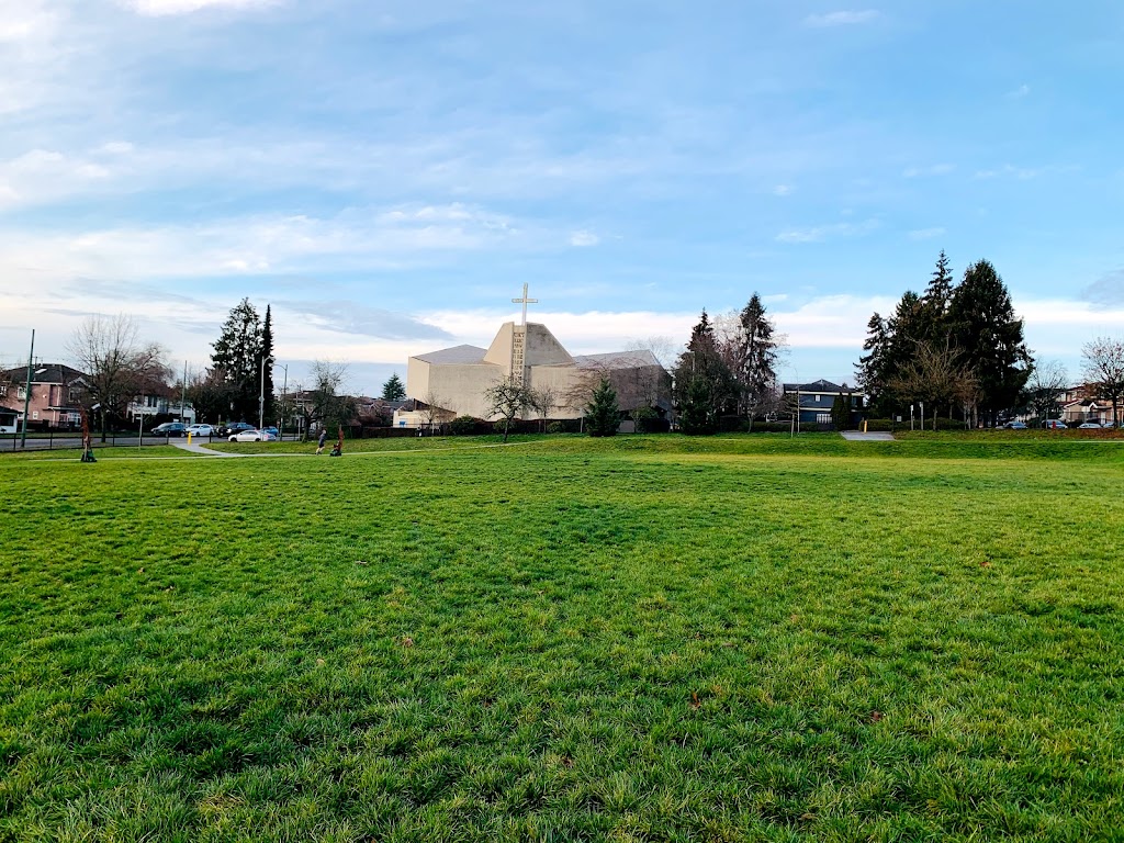 Sir James Douglas Elementary School | 2150 Brigadoon Ave, Vancouver, BC V5P 3Z7, Canada | Phone: (604) 713-4817