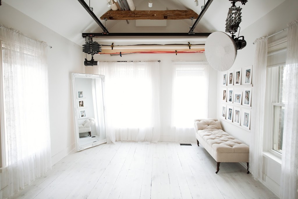 Kaufmann Photography | 2750 Middle Rd, Kingston, ON K7L 5H6, Canada | Phone: (613) 483-6955