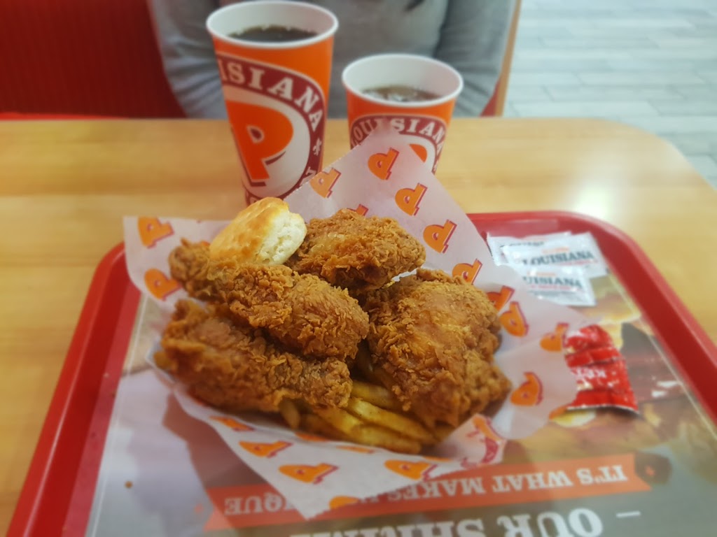 Popeyes Louisian Kitchen | 106 Front St E, Toronto, ON M5A 1E1, Canada