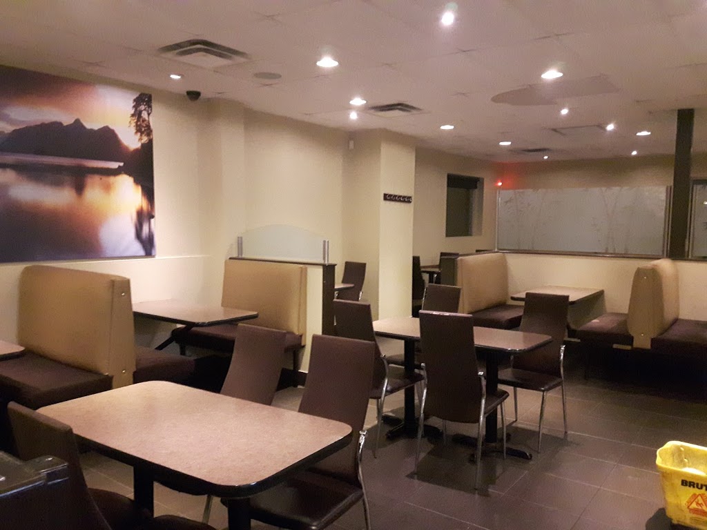 Spring Basil Asian Cuisine | 214 Victoria St E, Alliston, ON L9R 1K6, Canada | Phone: (705) 435-2000
