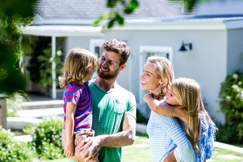 Marc-André Giroux Courtier Immobilier Delson | 53 Boulevard Georges Gagné, Delson, QC J5B 1K9, Canada | Phone: (438) 871-4311