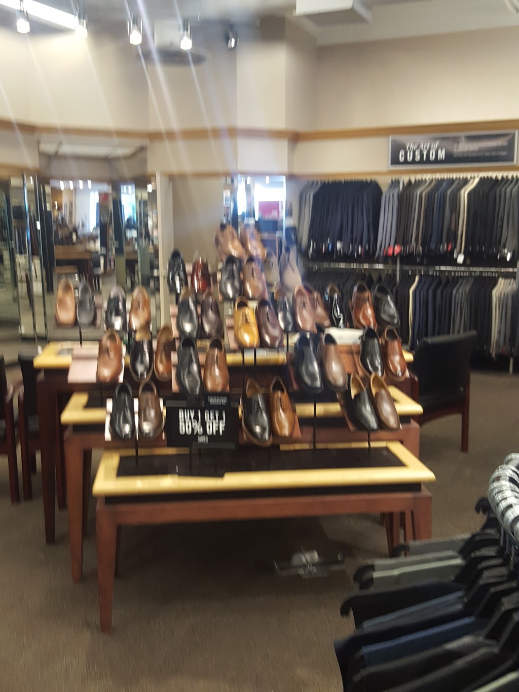 Moores Clothing for Men | 500 Fairway Rd S, Kitchener, ON N2C 1X3, Canada | Phone: (519) 893-1241