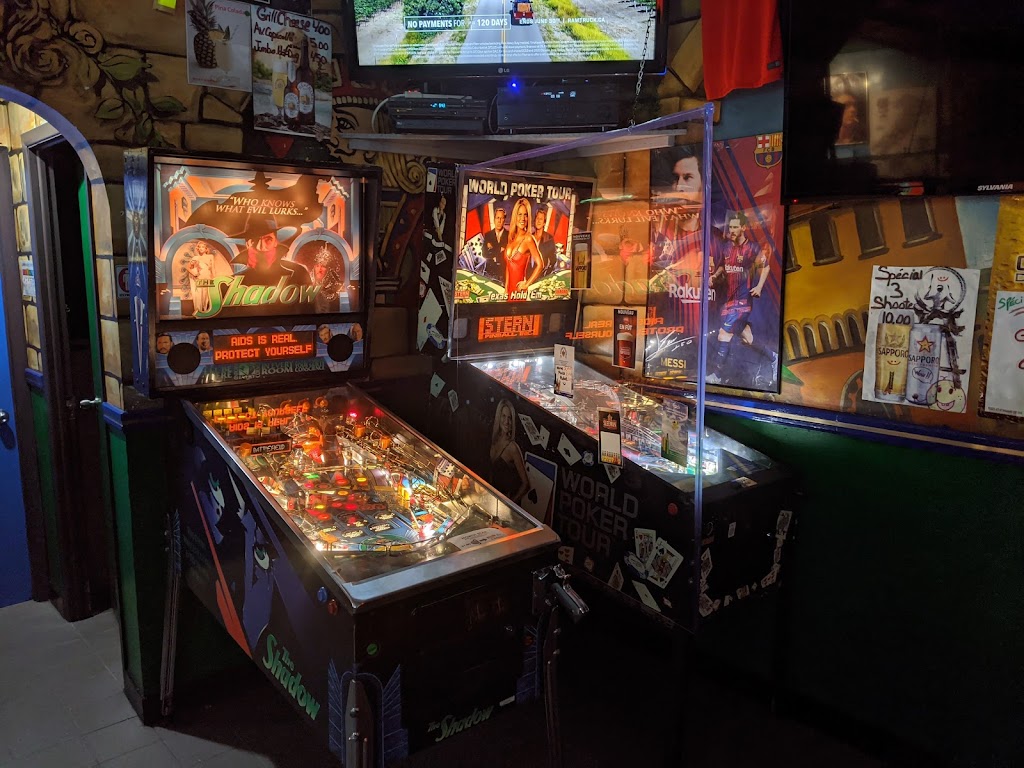 Bruno Sport Bar | 313 Rue Beaubien E, Montréal, QC H2S 1R9, Canada | Phone: (514) 271-8364
