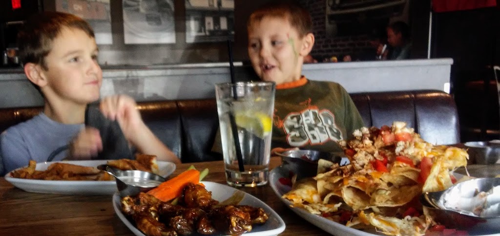 Original Joes Restaurant & Bar | 9372 Southfort Dr #103, Fort Saskatchewan, AB T8L 0C5, Canada | Phone: (780) 998-0520