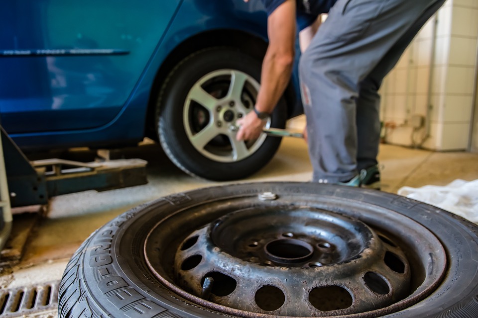 Midtown Tire | 115 Hamilton Rd, London, ON N6B 1N2, Canada | Phone: (519) 434-3501