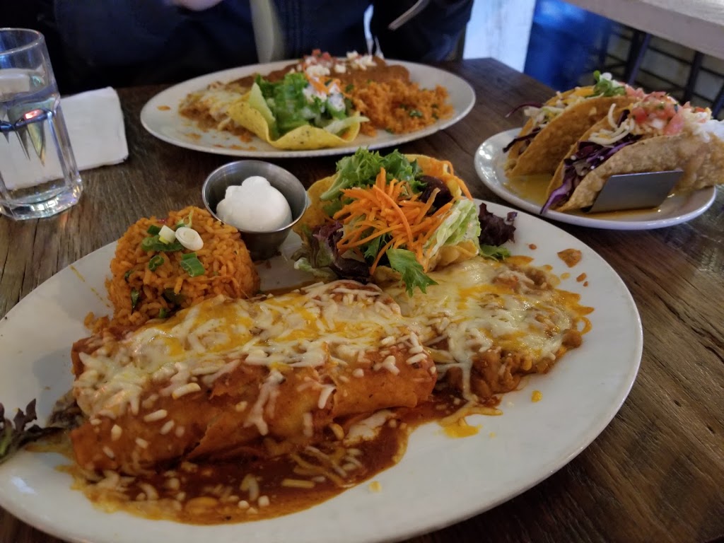3 Amigos | 5605 Boulevard Taschereau, Brossard, QC J4Z 1A3, Canada | Phone: (450) 926-0202