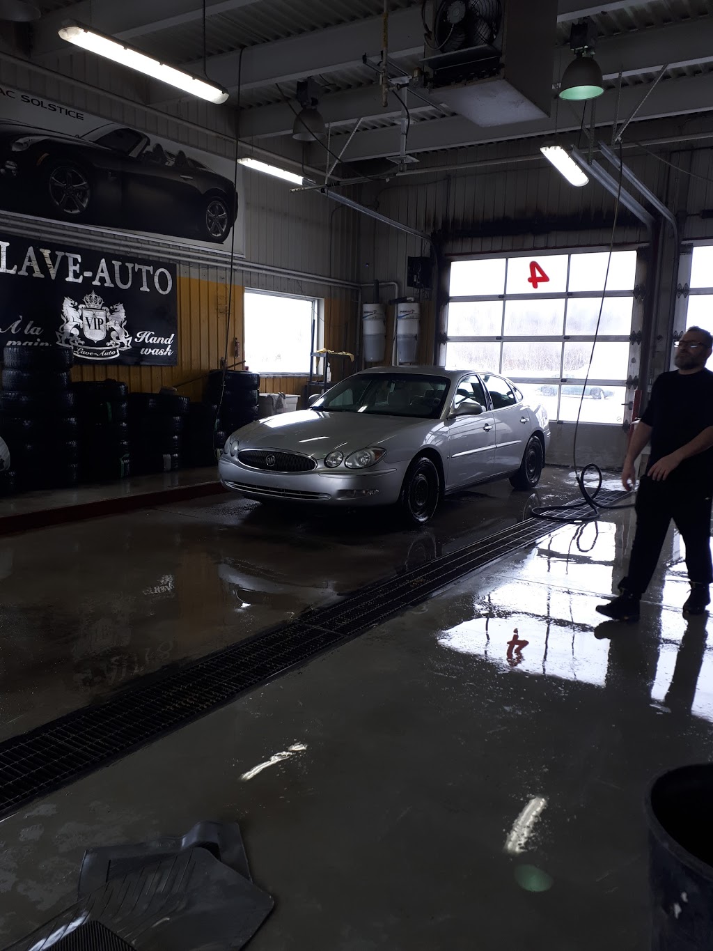 Lave auto VIP Châteauguay | 234 Rue Principale, Châteauguay, QC J6J 3H3, Canada | Phone: (450) 507-1666