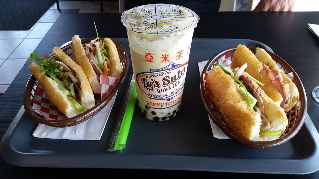 Les Sub Sandwiches | 1887 Portage Ave, Winnipeg, MB R3J 3X7, Canada | Phone: (204) 779-5678