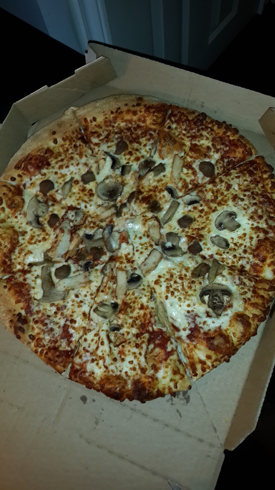 Dominos Pizza | 600 Grandview St S, Oshawa, ON L1H 8P4, Canada | Phone: (905) 434-2555
