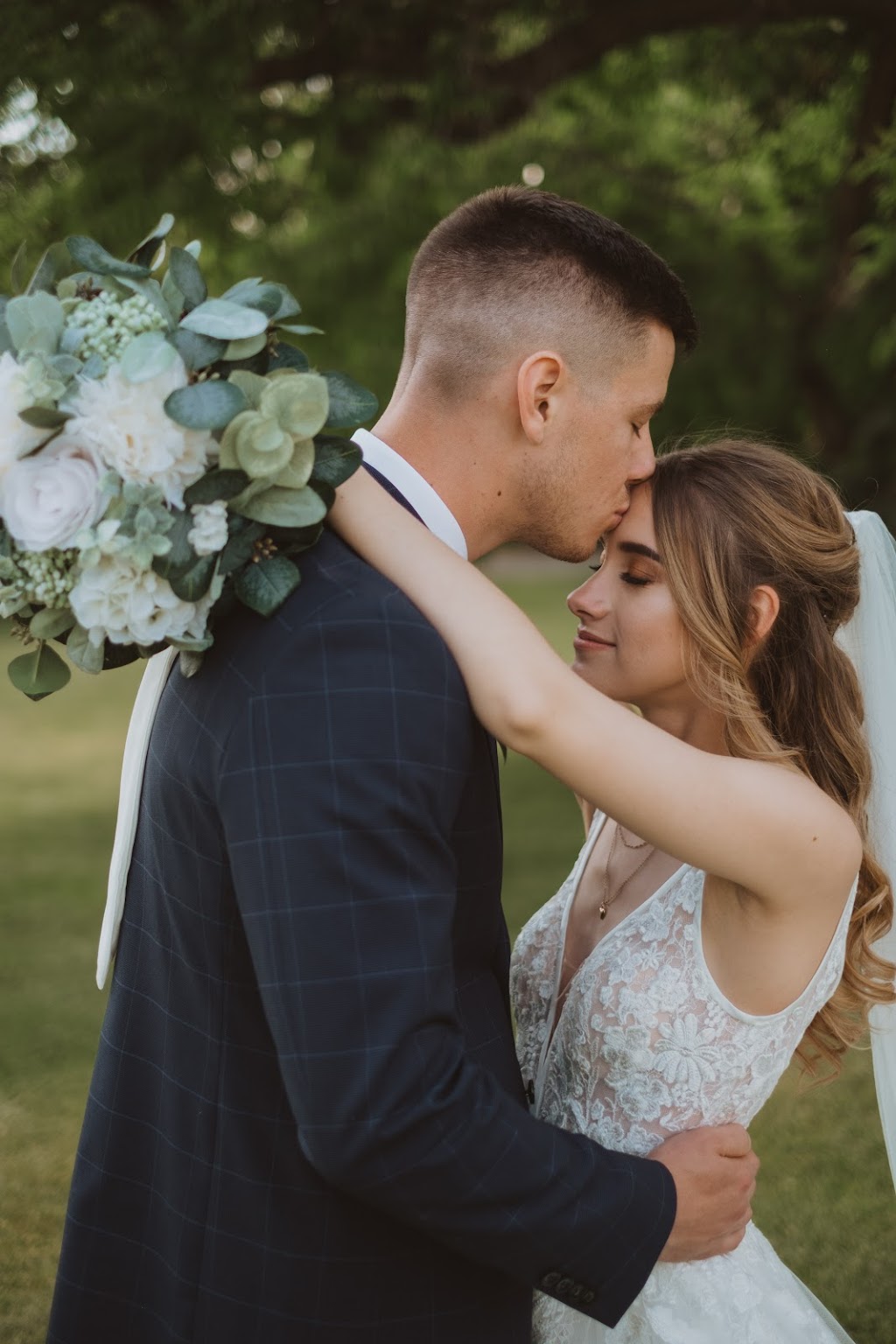 Zac and Jess Photography | 30 Bramblewood St., Kleefeld, MB R0A 0V2, Canada | Phone: (204) 380-3810