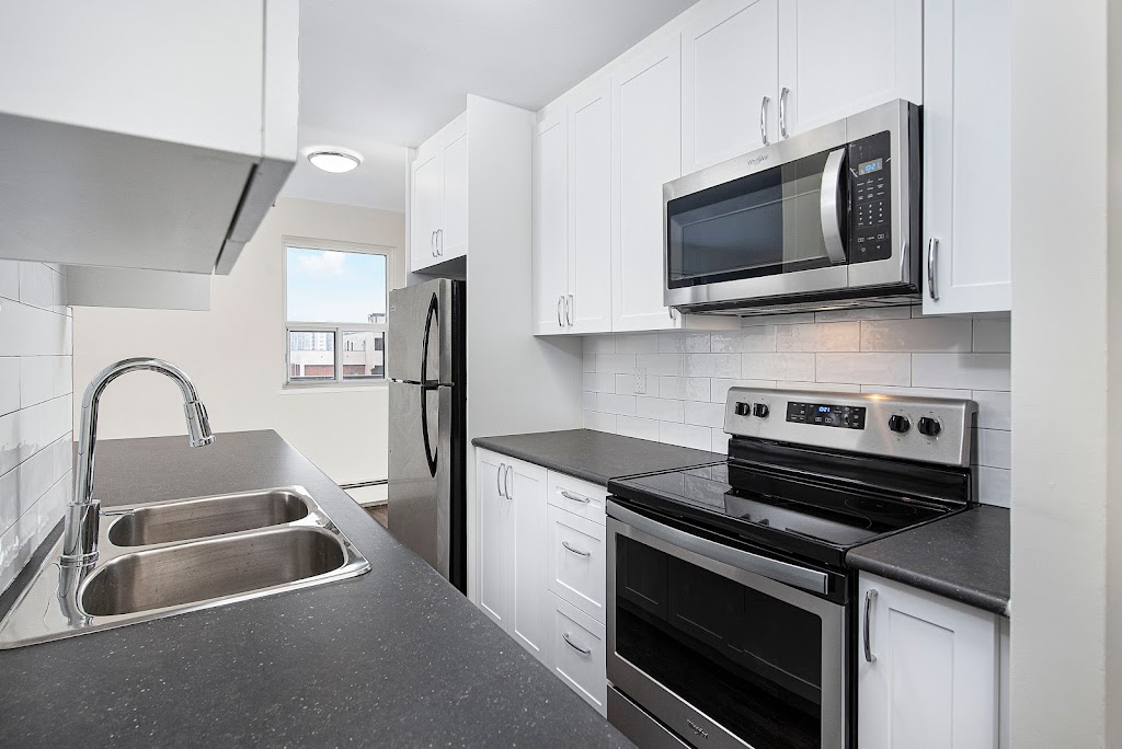 195-207 Fifth Avenue & 196-210 Sixth Avenue | 195-207 Fifth Avenue & 196, 210 Sixth Ave, Kitchener, ON N2C 1P6, Canada | Phone: (226) 808-5849