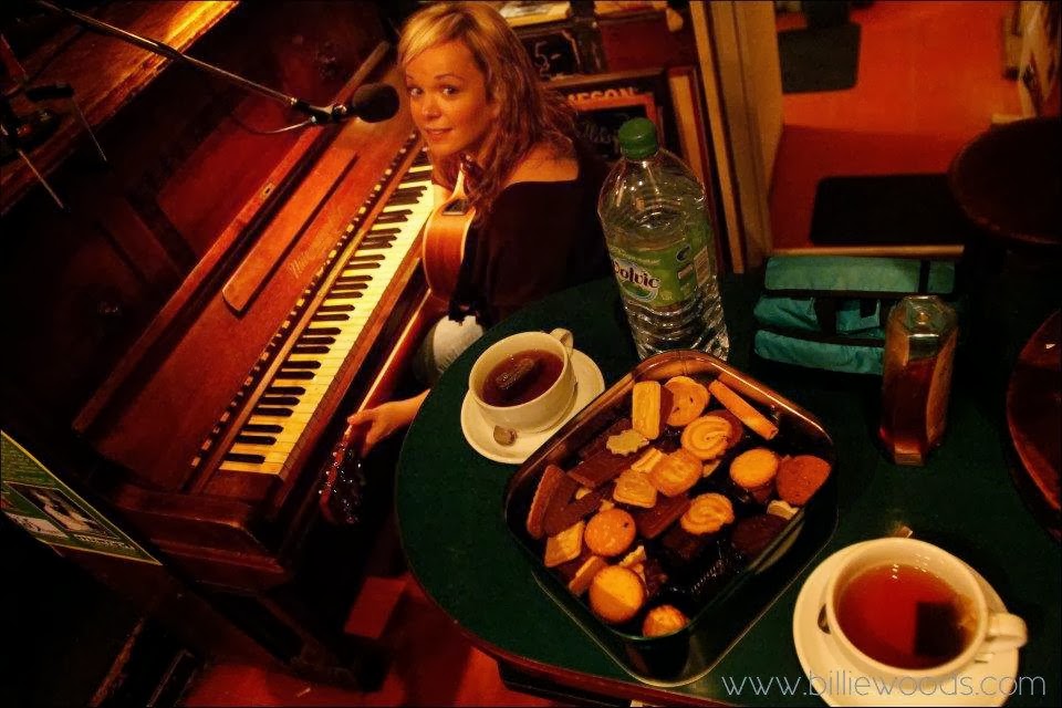 Allison Crowe Music | Salt Spring Island, BC V8K 2V9, Canada | Phone: (250) 537-1286