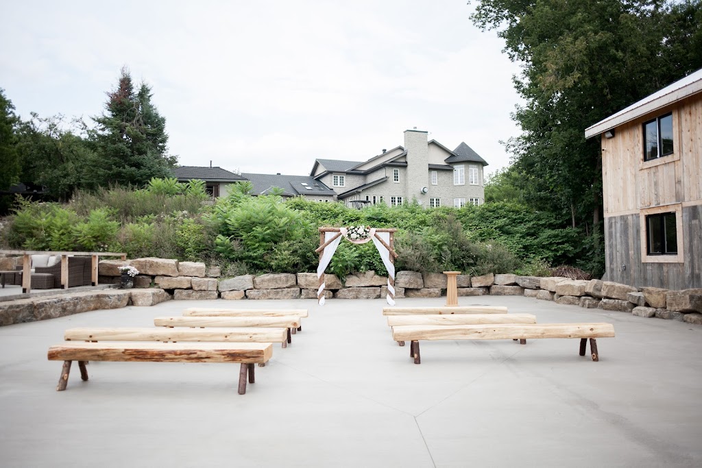 Cedardale Barn | 328A River Rd, Ottawa, ON K1V 1H2, Canada | Phone: (613) 218-7111