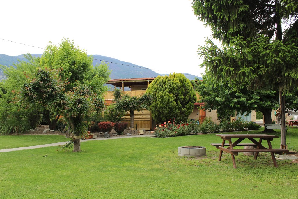 Maple Leaf Motel & RV Resort | 5457 BC-97, Oliver, BC V0H 1T1, Canada | Phone: (800) 566-6006