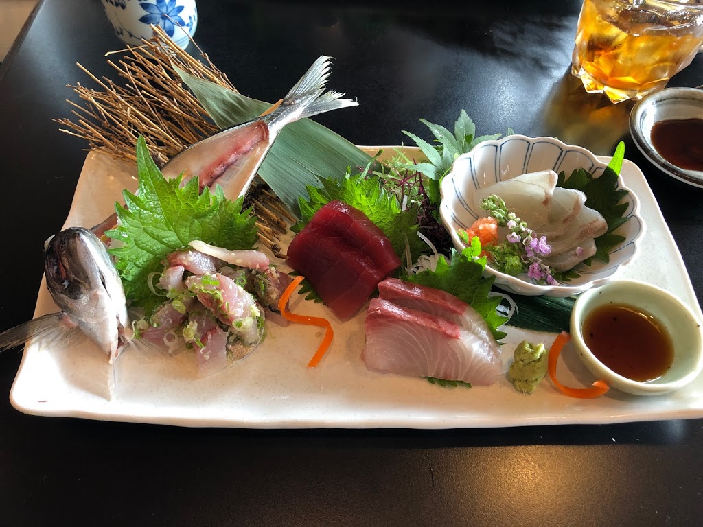 Hamaei Japanese Restaurant | 2601 Westview Dr, North Vancouver, BC V7N 3X3, Canada | Phone: (604) 987-0080