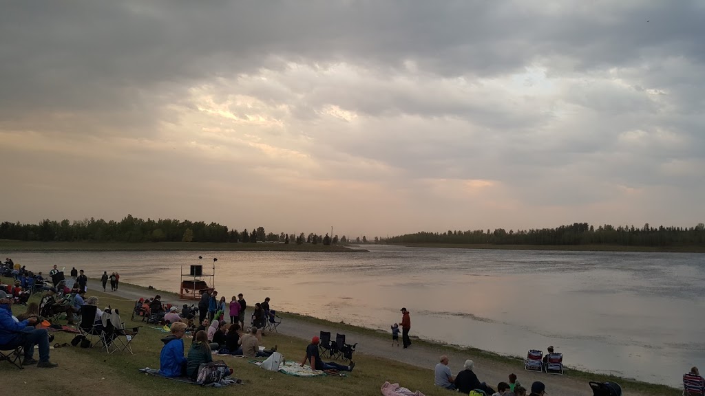 Elliston Park | 1827 68 St SE, Calgary, AB T2B, Canada | Phone: (403) 476-4323