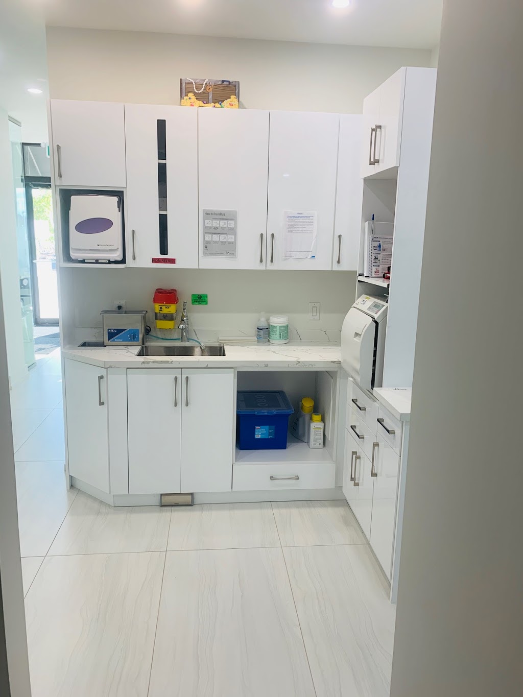 Dentistry @ Preserve | 3288 Carding Mill Trail, Oakville, ON L6M 1S1, Canada | Phone: (365) 726-9696