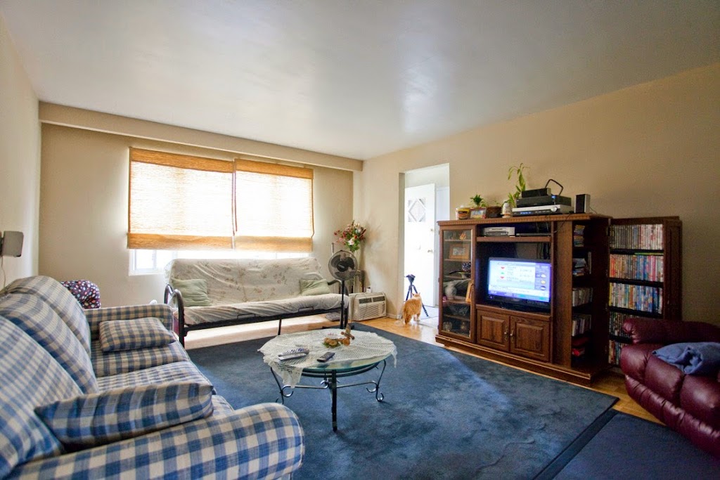 Glenwood Park Townhomes | 2418 Glenwood School Dr, Burlington, ON L7R 3S2, Canada | Phone: (289) 910-0305